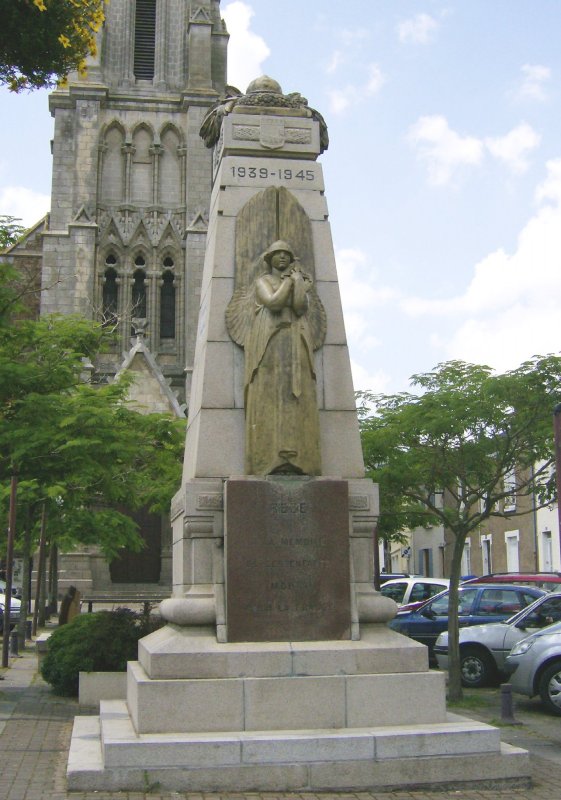 reze_monument